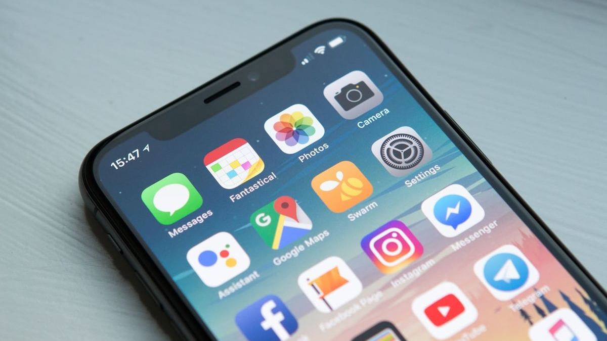Sicherheits-App auf dem Smartphone – Vorfälle unterwegs prüfen